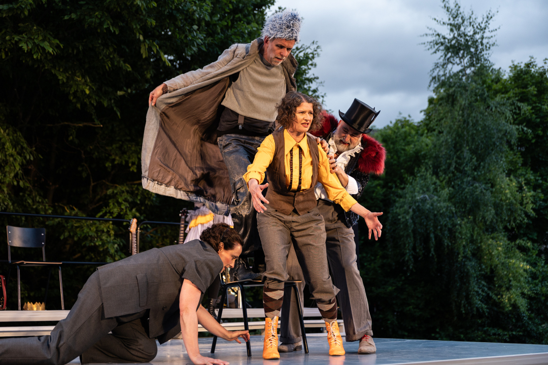 Sei vorsichtig mit der Axt