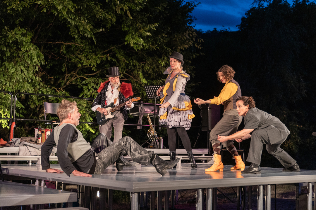 Sei vorsichtig mit der Axt