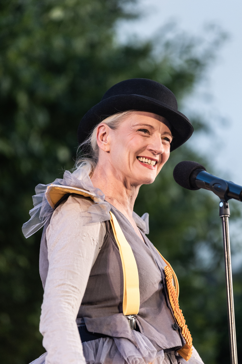 Sei vorsichtig mit der Axt